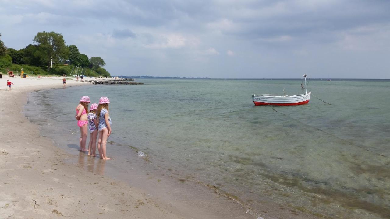 Zum Wohlfuehlen Ferienwohnung Fuer Max 5 Erwachsene Und 1 Kind, Schwimmbad Vor Der Tuer, Tiere Erlaubt Зирксдорф Екстериор снимка